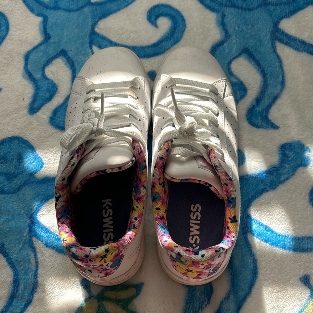 K-SWISS women’s tennis shoes